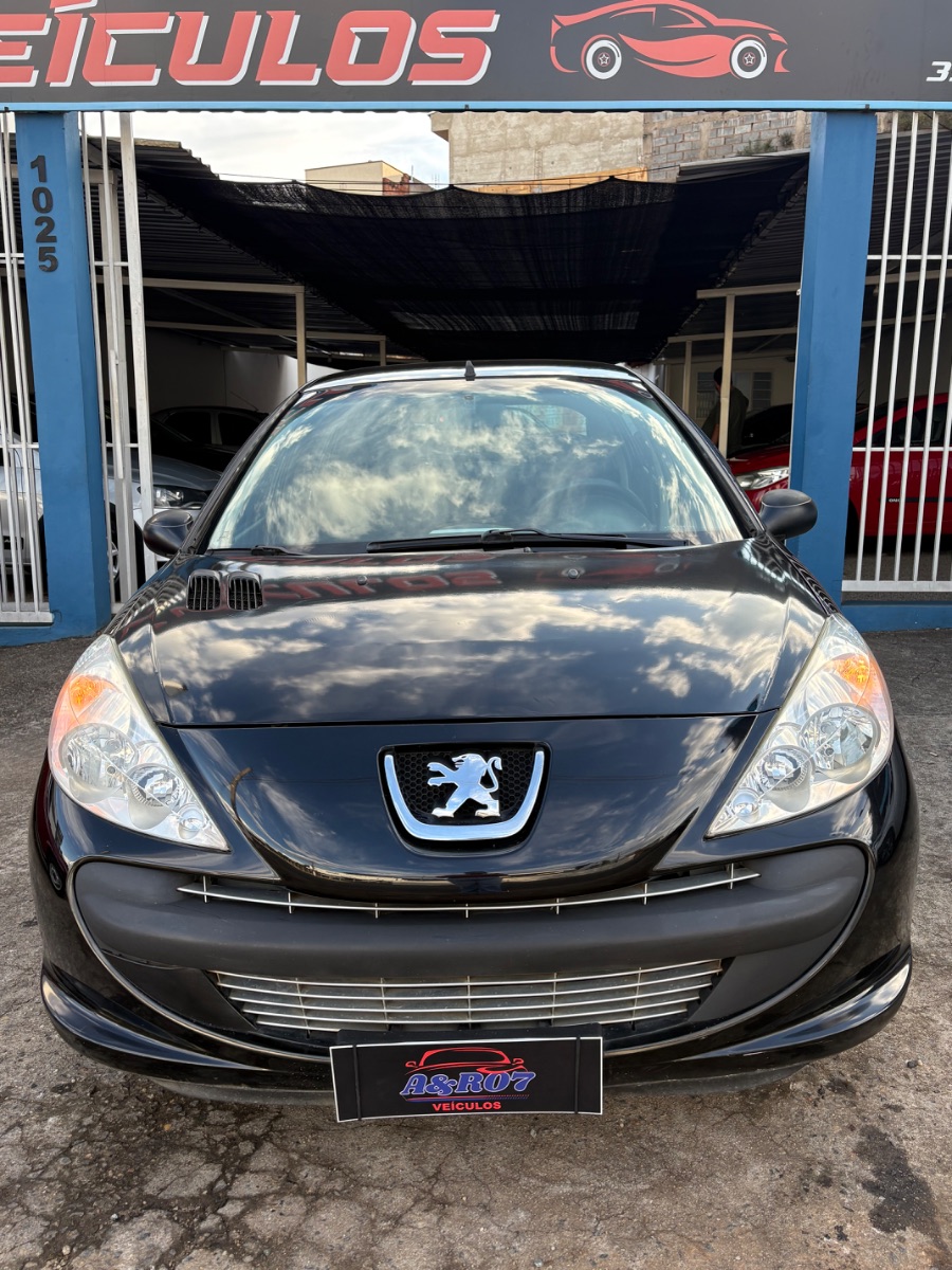 Peugeot 207 1.4 XR 2012